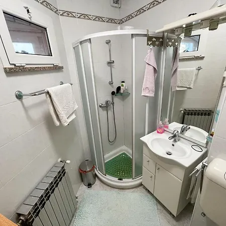 Apartament In - Istrien 41350