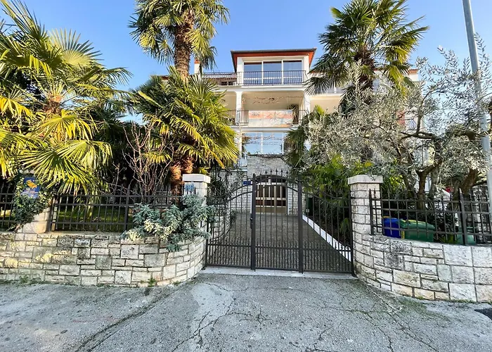 아파트 In - Istrien 41350 *